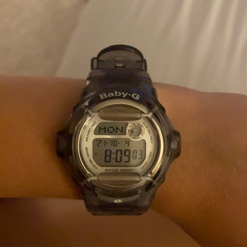 Grey baby G watch